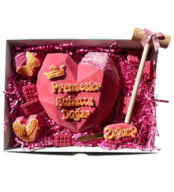 #kırılabilirçikolata  #kişiyeözelhediye  #pinyatakutu